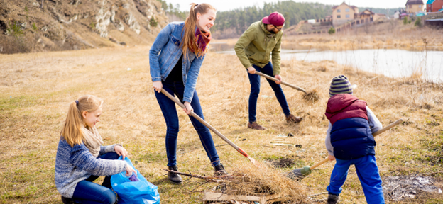 Sprucing Up the Landscaping Outside a Vacation Rental for Spring Cleaning