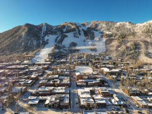 life in Aspen at sunrise, downtown Aspen in winter